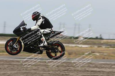 media/May-26-2025-Lets Ride (Mon) [[3bf1de1d65]]/A Group/12pm (Wheelie Bump)/